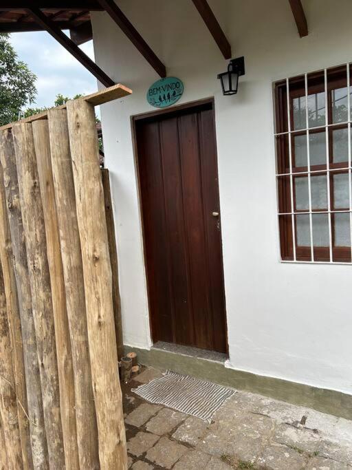 Casa Pouso Dos Colibris Em باراتي المظهر الخارجي الصورة